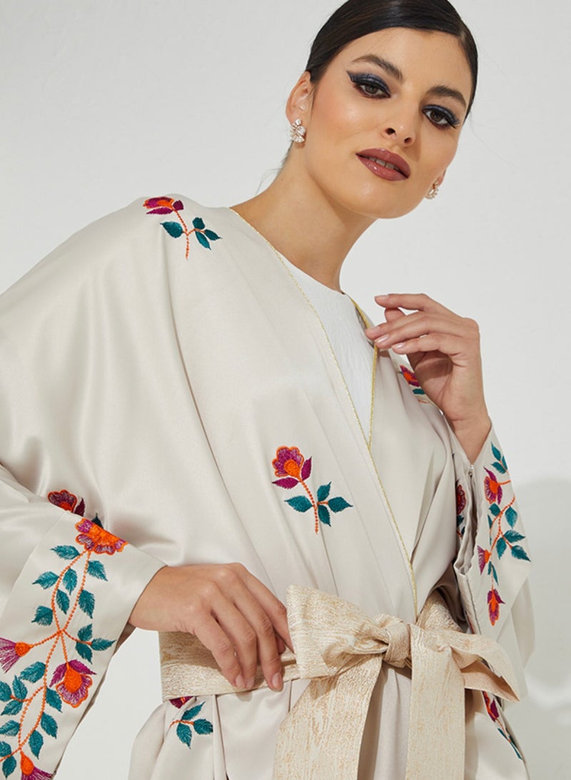 روزيت عباية بشت بتصميم زهور متنوعة الألوان - Image 2