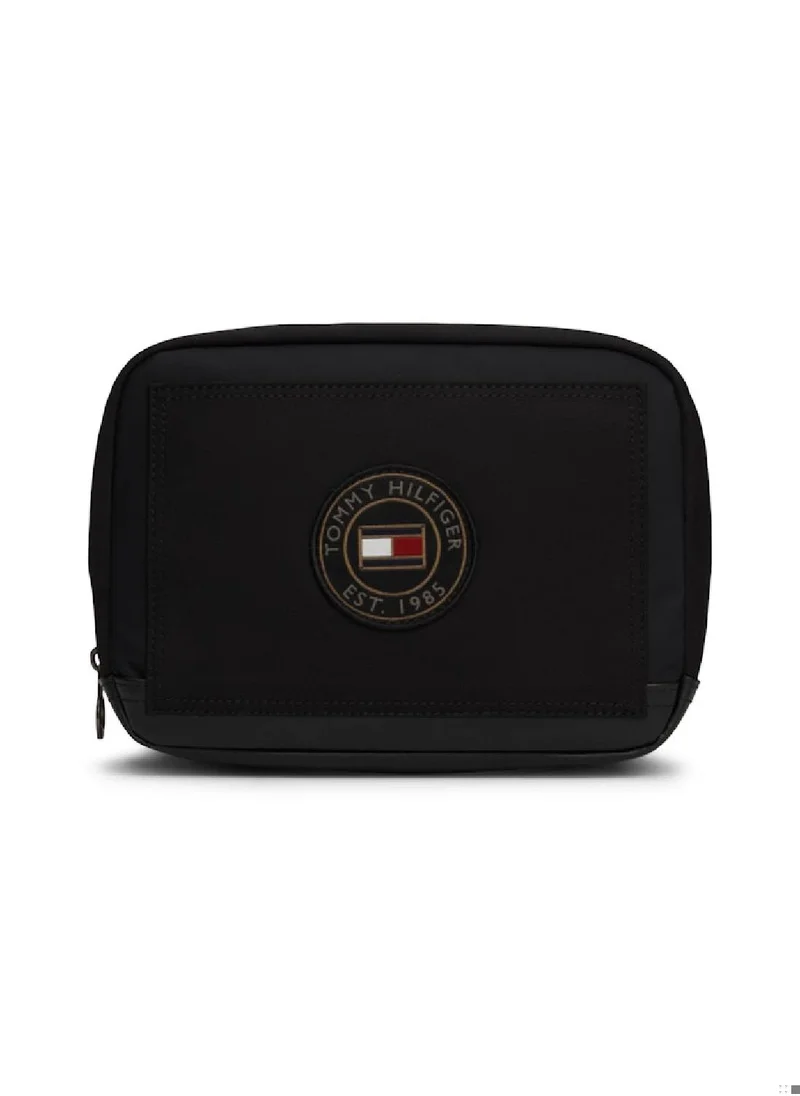 TOMMY HILFIGER Men's Mixed Texture Logo Badge Washbag, Black- Recycled Polyester