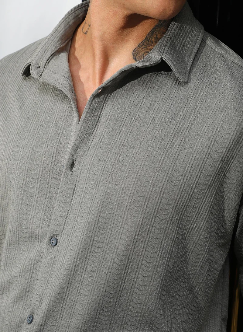 Campus Sutra Campus Sutra Men's Ash Grey Stripe-Textured Shirt For Casual Wear | Spread Collar | Long Sleeve | Button Closure | Shirt Crafted With Comfort Fit For Everyday Wear