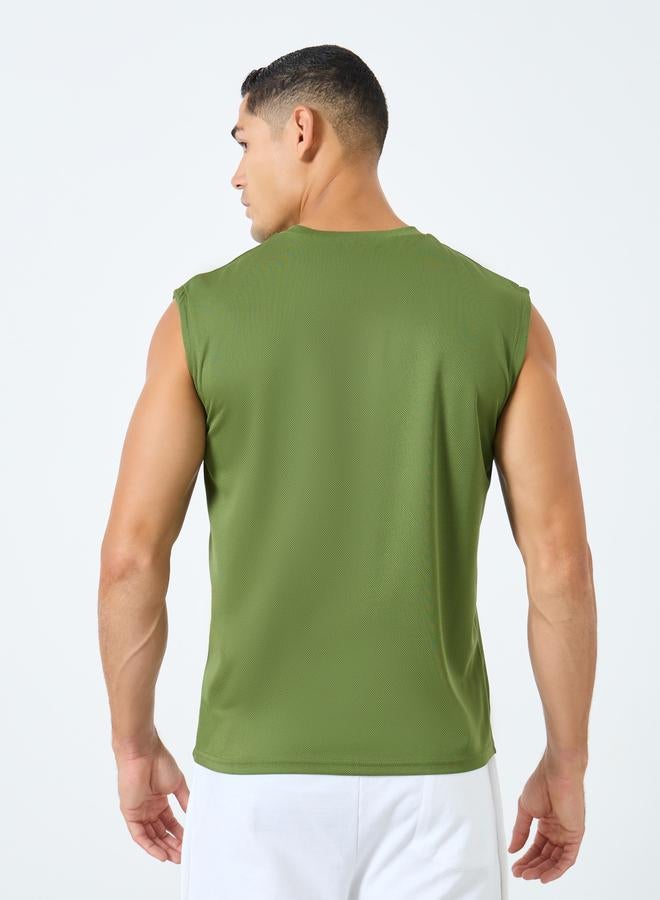 ستايلي اكتيف ستايلي تانك رياضي بقصة مريحة وطبعة بسيطة - Image 4