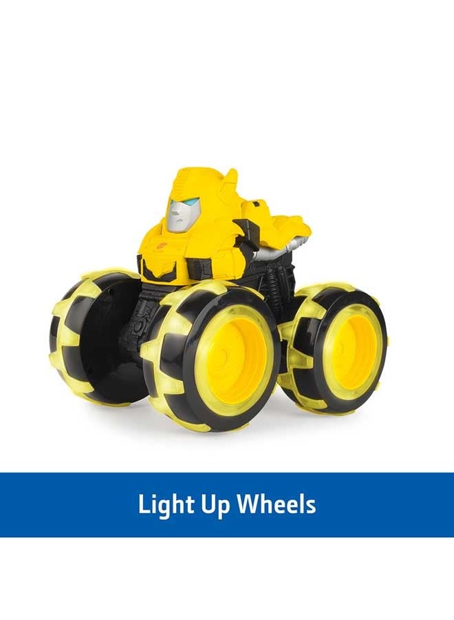 TOMY لعبة شاحنة الوحش جون دير ترانسفورمرز بامبلبي بعجلات مضيئة مذهلة، عجلات مضيئة مبتكرة للعب في الليل، شاحنة وحش صفراء متينة للأولاد والبنات من سن 3 سنوات وما فوق - Image 3