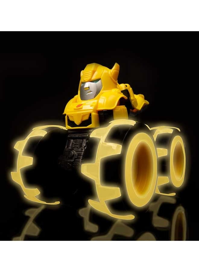TOMY لعبة شاحنة الوحش جون دير ترانسفورمرز بامبلبي بعجلات مضيئة مذهلة، عجلات مضيئة مبتكرة للعب في الليل، شاحنة وحش صفراء متينة للأولاد والبنات من سن 3 سنوات وما فوق - Image 5