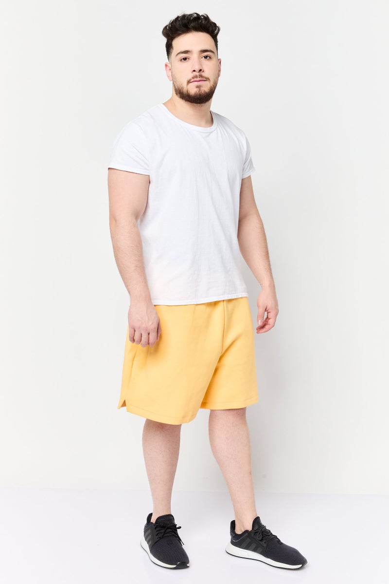 Adidas شورتات رياضية للرجال بشعار العلامة التجارية، أصفر - Image 2