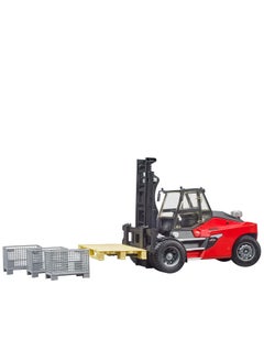 Bruder Bruder Linde Forklift HD30 with Tow-Coupling and 2 Pallets  - Image 3