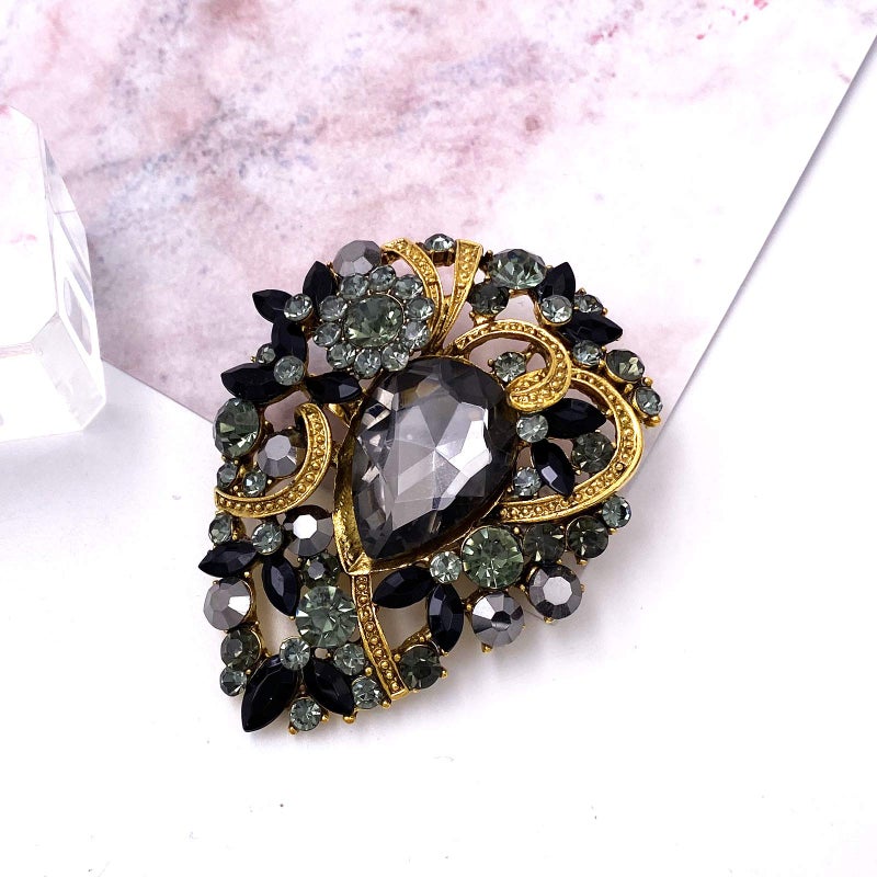 LAXPICOL Women's Vintage Black Austrian Crystal Elegant Flower Teardrop Brooch Gold Tone - Image 2