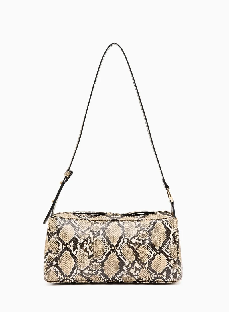 فرنش كونكشن Short Handle Baguette Bag