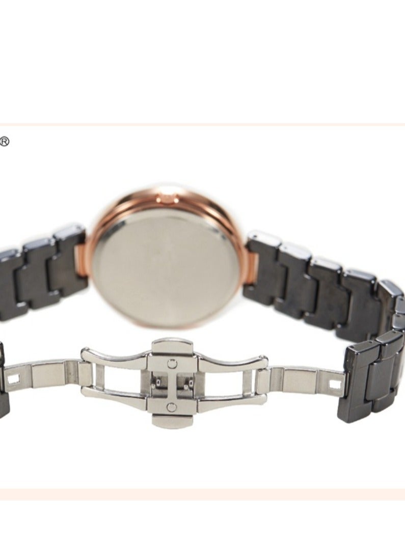MISS FOX Women's Four Leaf Grass Fashion Watch - Image 4