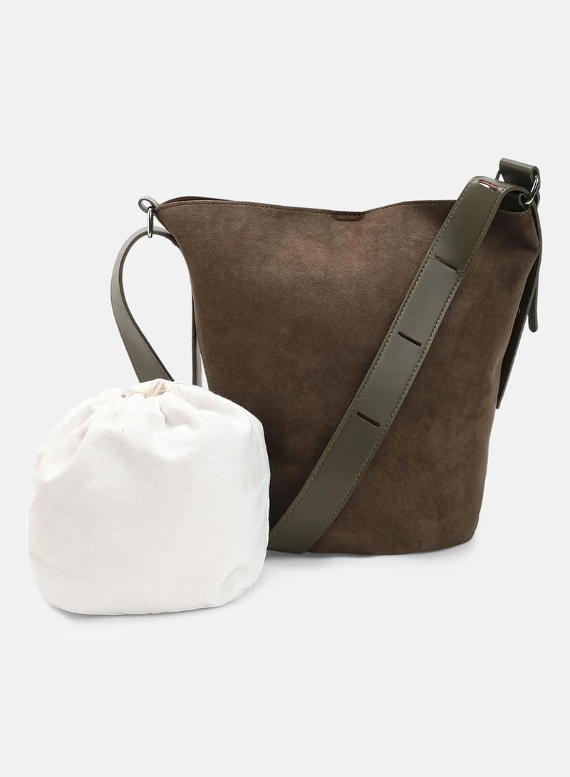 Haute Sauce Solid Zip Lock Regular Suede Hand Bag For Women