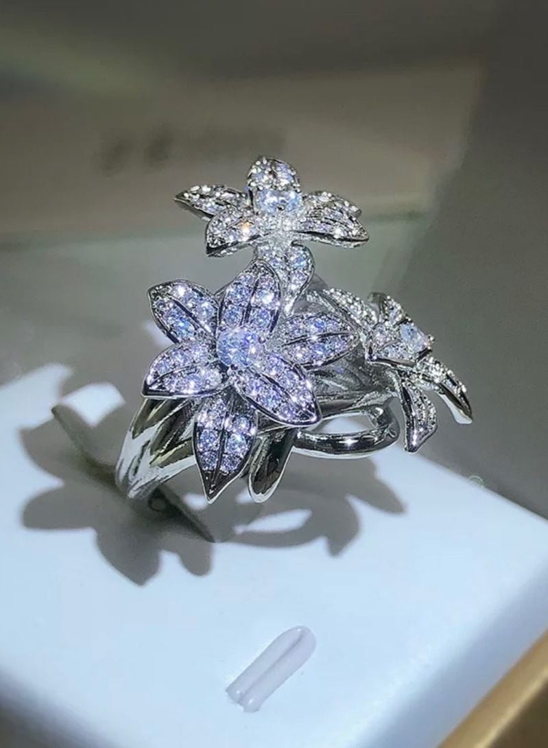 استراتيجية خاتم مصنوع من الفضة الإسترليني عيار 925 ومرصع بالزكرونيا المكعبة - Image 1