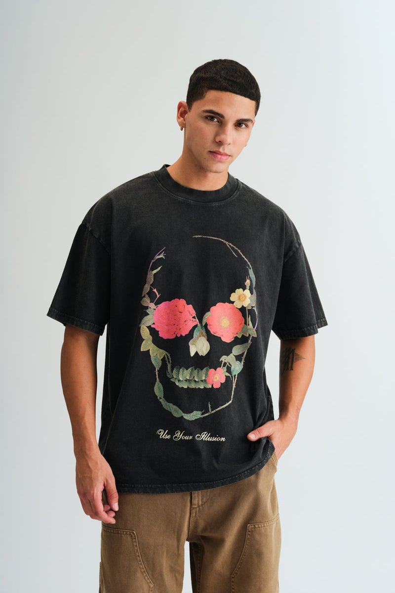Bonkers Corner Guns N Roses Use Your Illusion Oversized T-shirt - Image 1