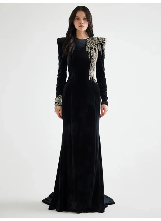 Madam Uniq Heavy-duty Beaded Velvet Midi Dress with Train - Elegant Gown