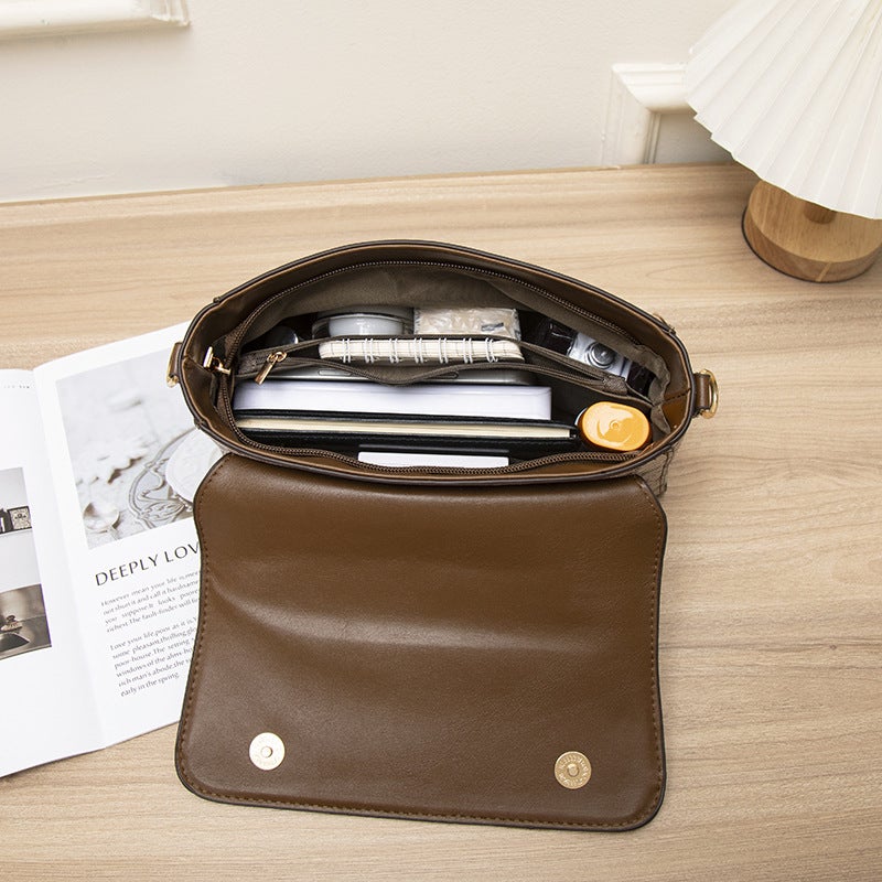 Qianzi Fox Large-Capacity Shoulder Bag, High-End And Versatile Cross-Body Bag, Trendyy Texture Commuter Bag For Women - Image 5