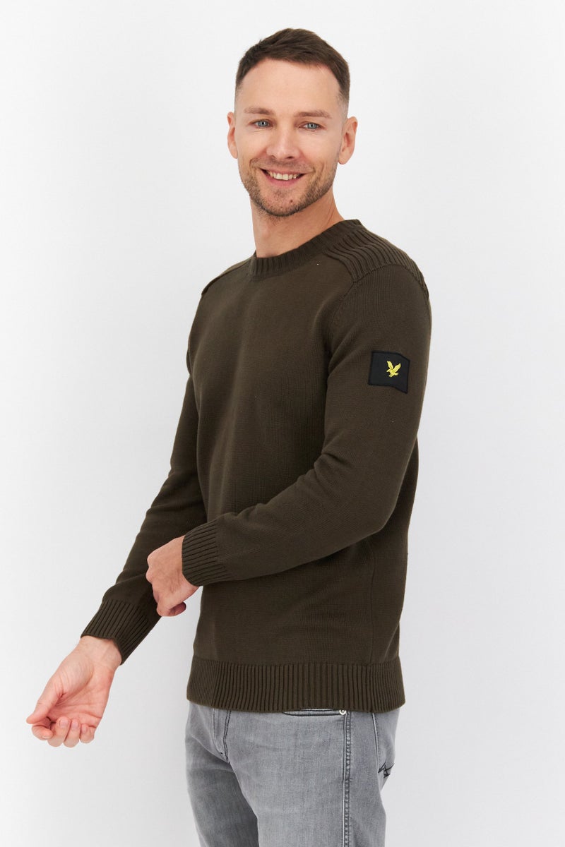 Lyle & Scott سويت شيرت رجالي بياقة دائرية محبوك، زيتوني - Image 2
