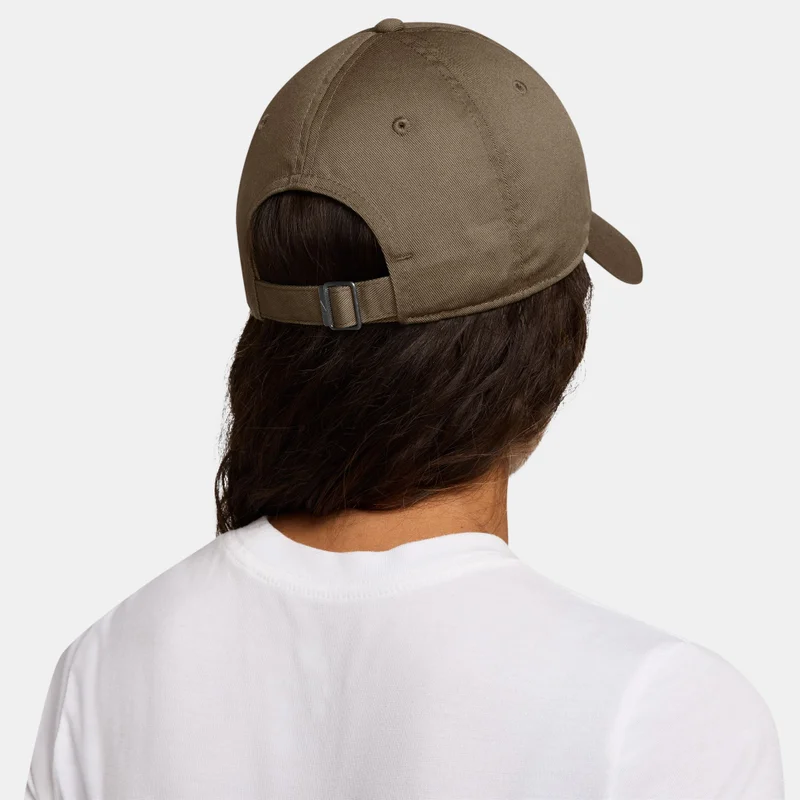 نايكي Men's Club Unstructured Futura Cap