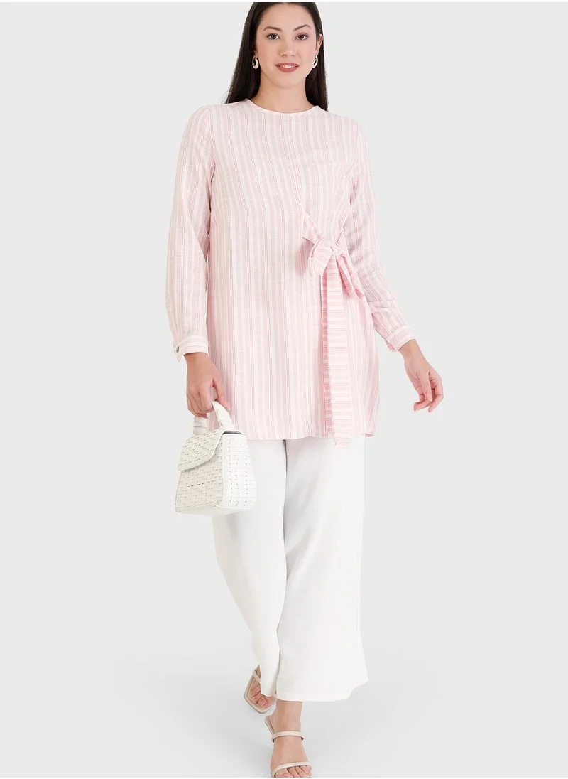 Tavin by Modanisa Crew Neck Striped Tunic