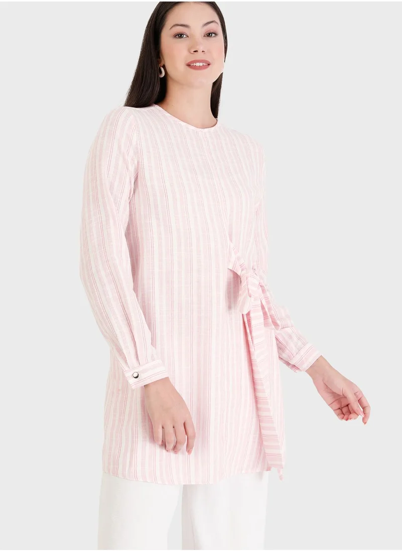 Tavin by Modanisa Crew Neck Striped Tunic
