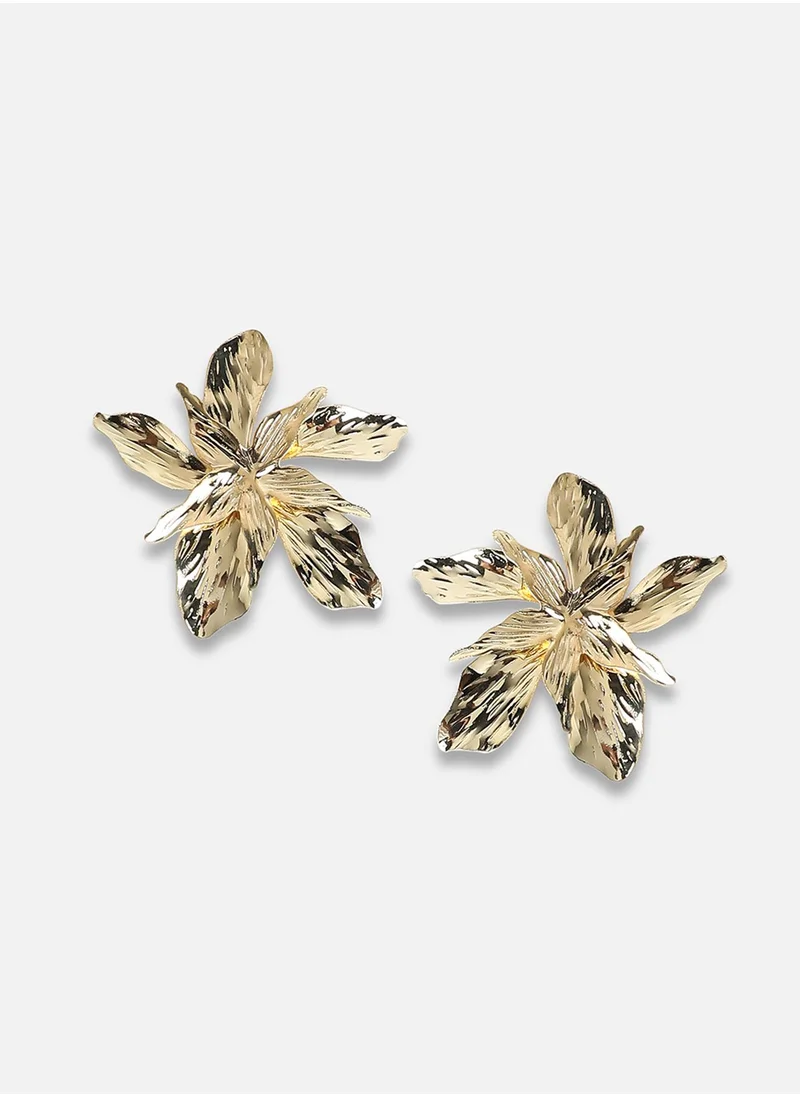 SOHI Metallic Flora Drop Earrings - Champayne Gold-Colour