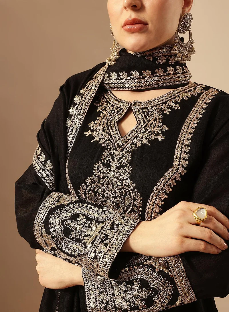 آي شين Black Poly Embroidered Straight Fit A-Line Tunic & Full Length Palazzo Kurta Set For Women