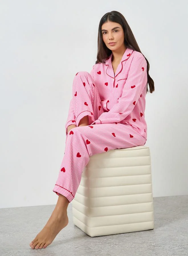 تايك تو طقم بيجاما من قميص مخطط بطبعة قلب