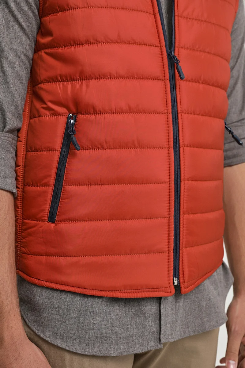 دي أس دامات Regular Fit Brick Red Stand Collar Fiber Filled Seasonal Zippered Vest Coat 7HF07ORT42611