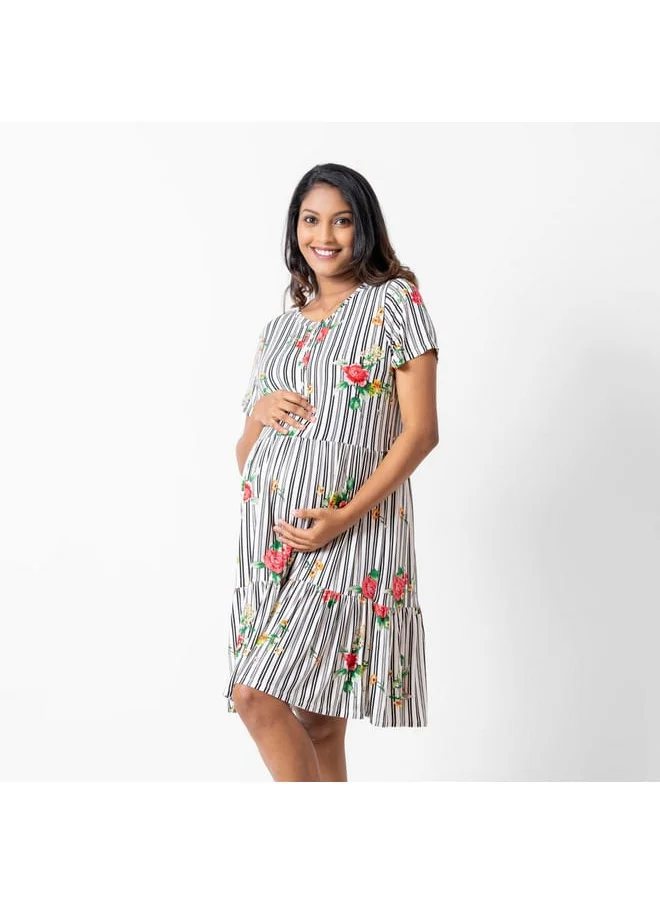 Aadaraya Aadaraya All-Over Floral Print Maternity Sleepshirt with Short Sleeves