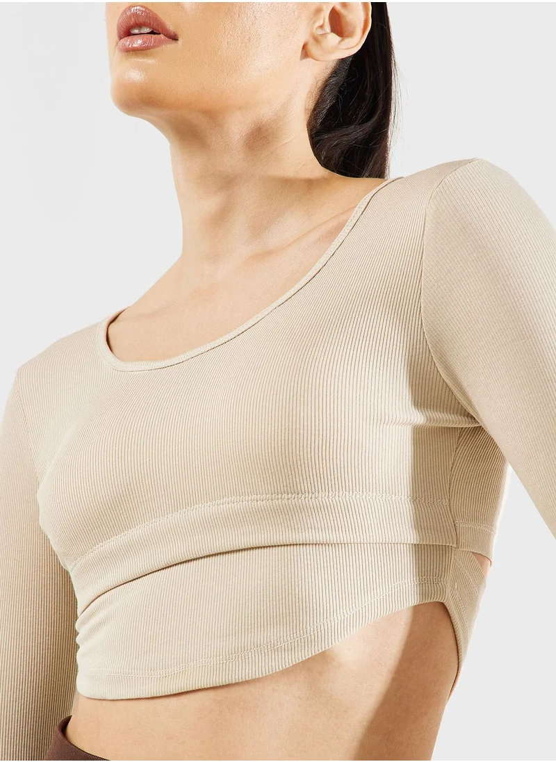 FRWD Curved Hem Fitted Long Sleeves Top