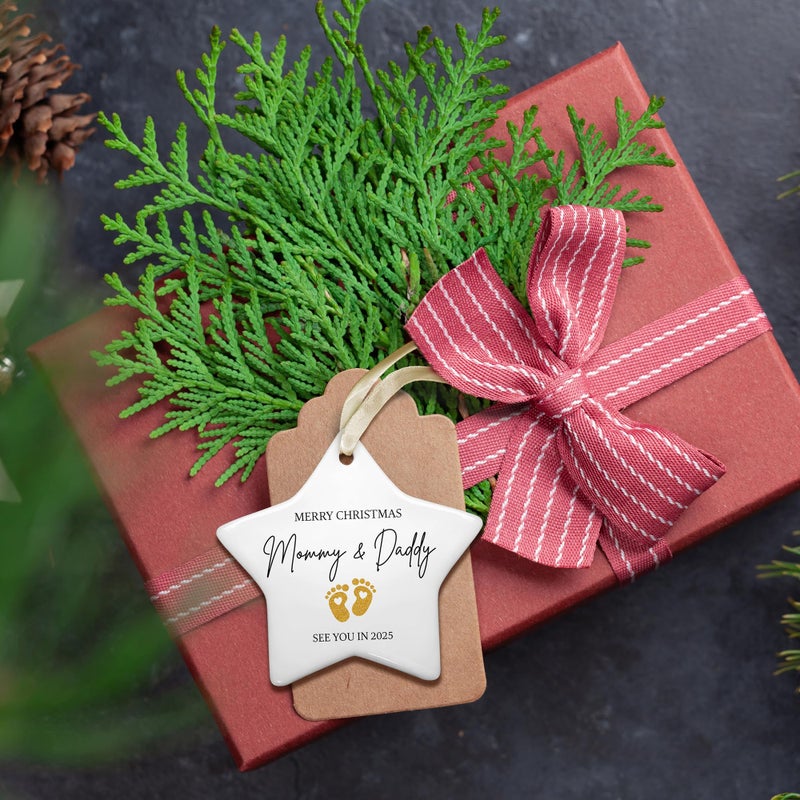 TEEBIM هدايا الحمل لتوقع أمي - هدايا إعلان الحمل لأجداد زوج العائلة العمة - عيد الميلاد الأول كأم وأبي زخرفة تتوقع زخرفة الطفل 2025 - زخرفة السيراميك - Image 5