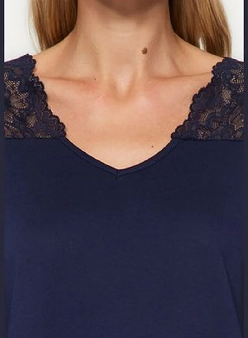 trendyol Navy Blue 100% Cotton T-shirt-Pants with Lace Detailed Knitted Pajamas Set THMAW24PT00199.