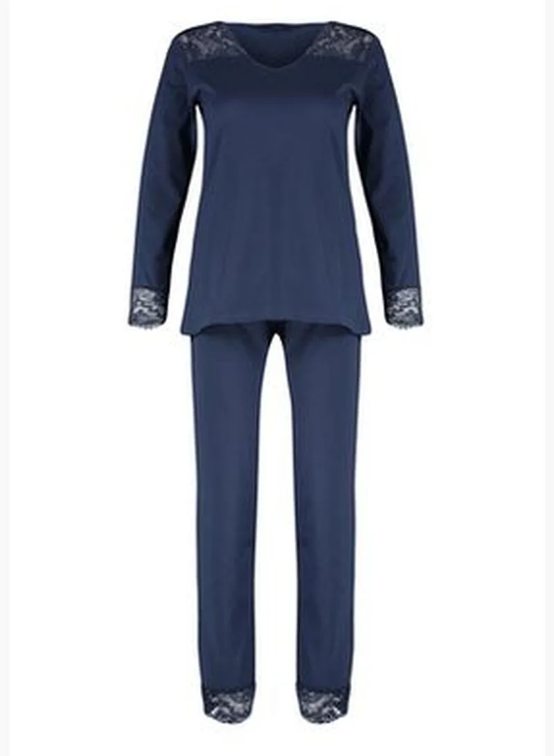 trendyol Navy Blue 100% Cotton T-shirt-Pants with Lace Detailed Knitted Pajamas Set THMAW24PT00199.
