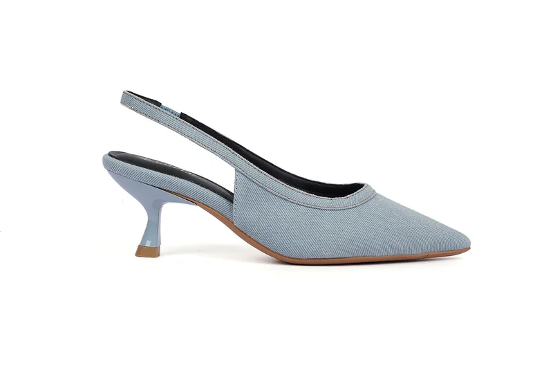 كابلي حذاء كعب عالي من الدنيم بحزام خلفي