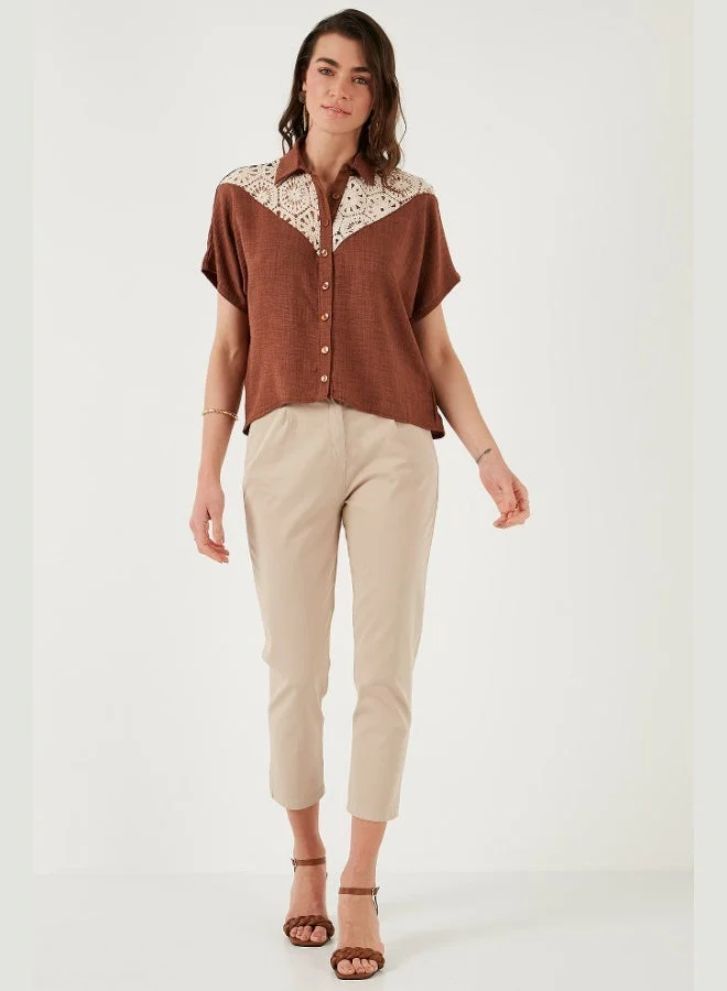 ليلا قميص نسائي بأكمام قصيرة بقصة مريحة من الدانتيل ليلا