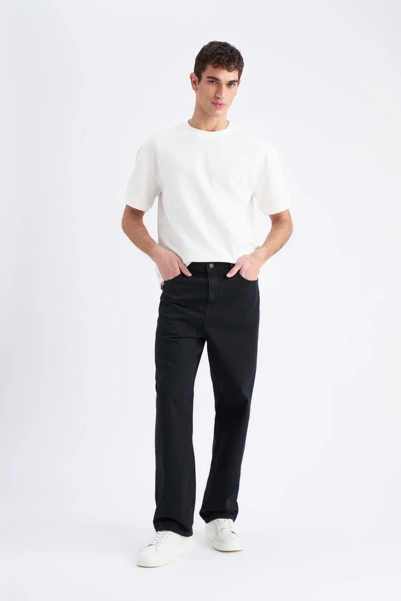 Baggy Fit Wide Leg Jeans