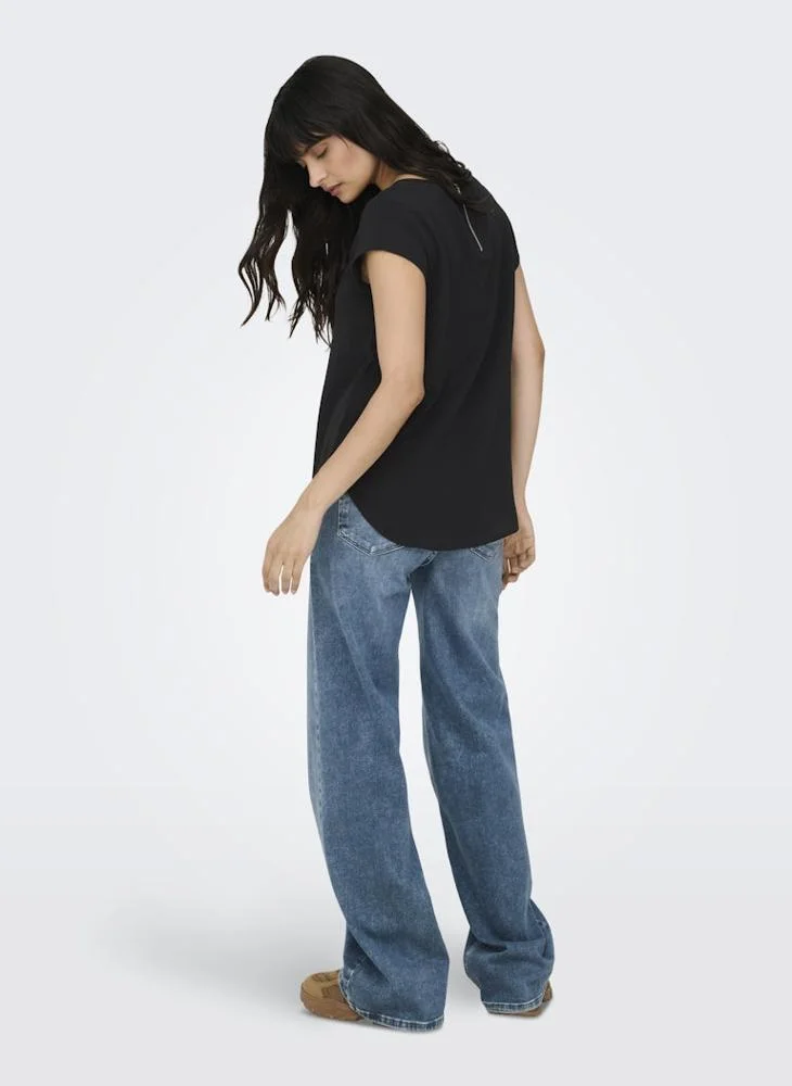Only Essential Crew Neck T-Shirt