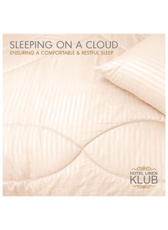 Hotel Linen Klub طقم لحاف بديل ناعم - قماش ميكروفايبر مخطط ناعم مطبوع، حشو ألياف ناعمة 200 جرام/متر مربع، الحجم: مزدوج 220 x 240 سم، اللون: كريمي  - Image 4