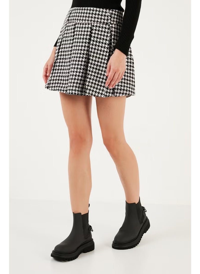Lela تنورة قصيرة مطوية من مزيج القطن والصوف بنمط هوندستوث مقاس عادي 611SR00028 - Image 4