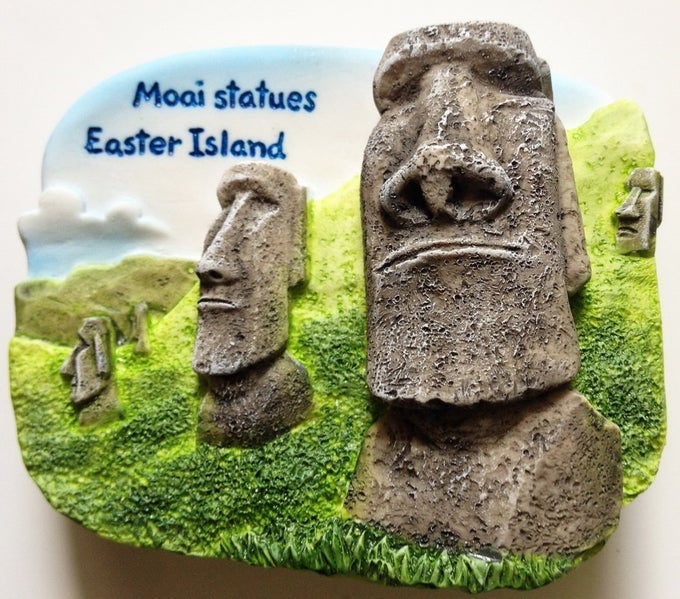 TINY MOAI STATUES ON EASTER ISLAND OR RAPA NUI CHILE LATIN AMERICA TOURIST ATTRACTIONS RESIN REFRIGERATOR MAGNET TRAVELER SOUVENIR GIFT MEMENTO 3D FRIDGE MAGNETS