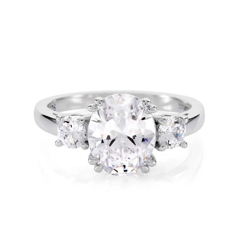 BUCKLEY LONDON THE FLAWLESS COLLECTION - OVAL TRINITY RING