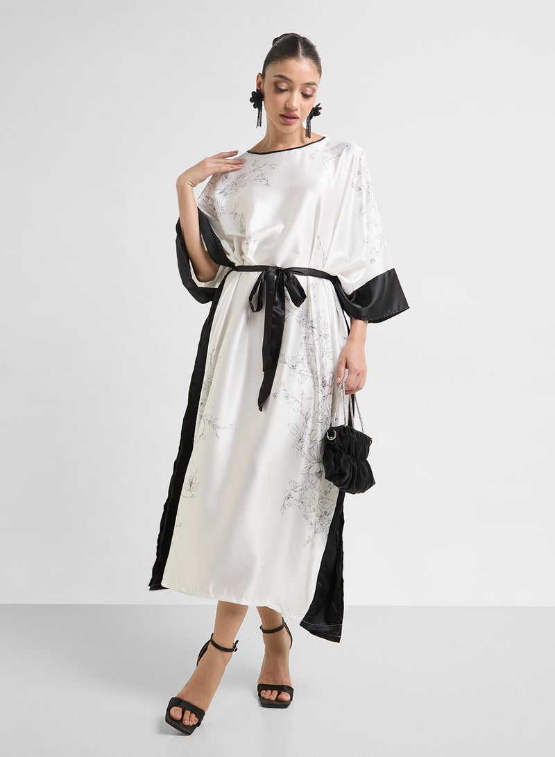 Khizana Printed Night Kaftan  - Image 4