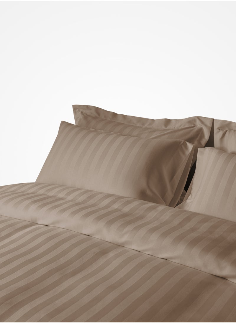 Master Home Textile Microfiber Hotel Duvet Cover Sets, Fits 160 cm x 200 cm Size Bed, 4 Pcs Queen Size, Hotel Stripe Pattern  - Image 1