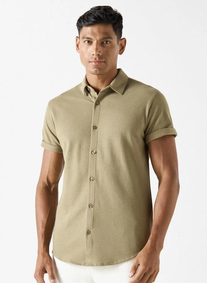 Iconic Iconic Slim Fit Textured Shirt with Short Sleeves and Button Placket