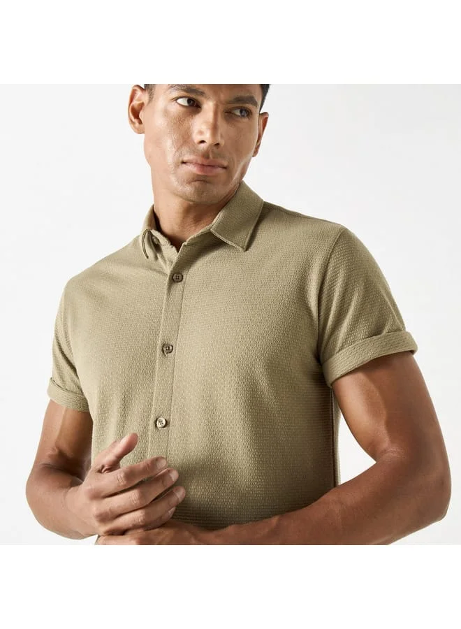 Iconic Iconic Slim Fit Textured Shirt with Short Sleeves and Button Placket