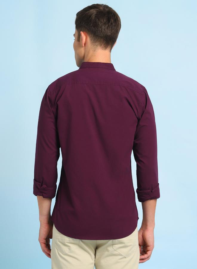 Dennis Lingo قمصان رجالي كاجوال بقصّة Slim Fit باللون الأرجواني  - Image 3