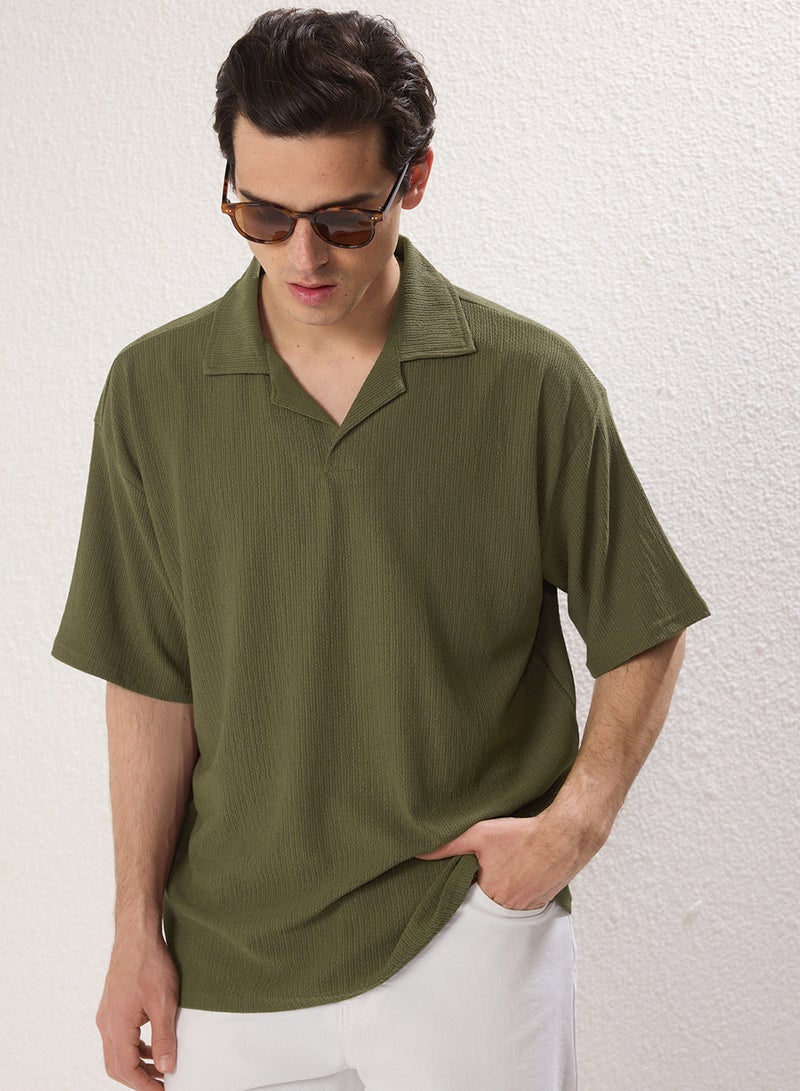 trendyol Khaki Oversized /Wide Cut Wrinkled Textured Polo Neck T-Shirt Tmnss25Po00018 - Image 2