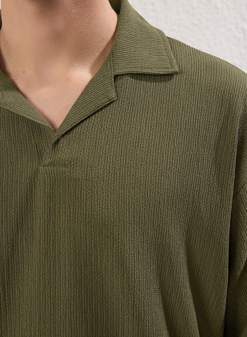 trendyol Khaki Oversized /Wide Cut Wrinkled Textured Polo Neck T-Shirt Tmnss25Po00018 - Image 3