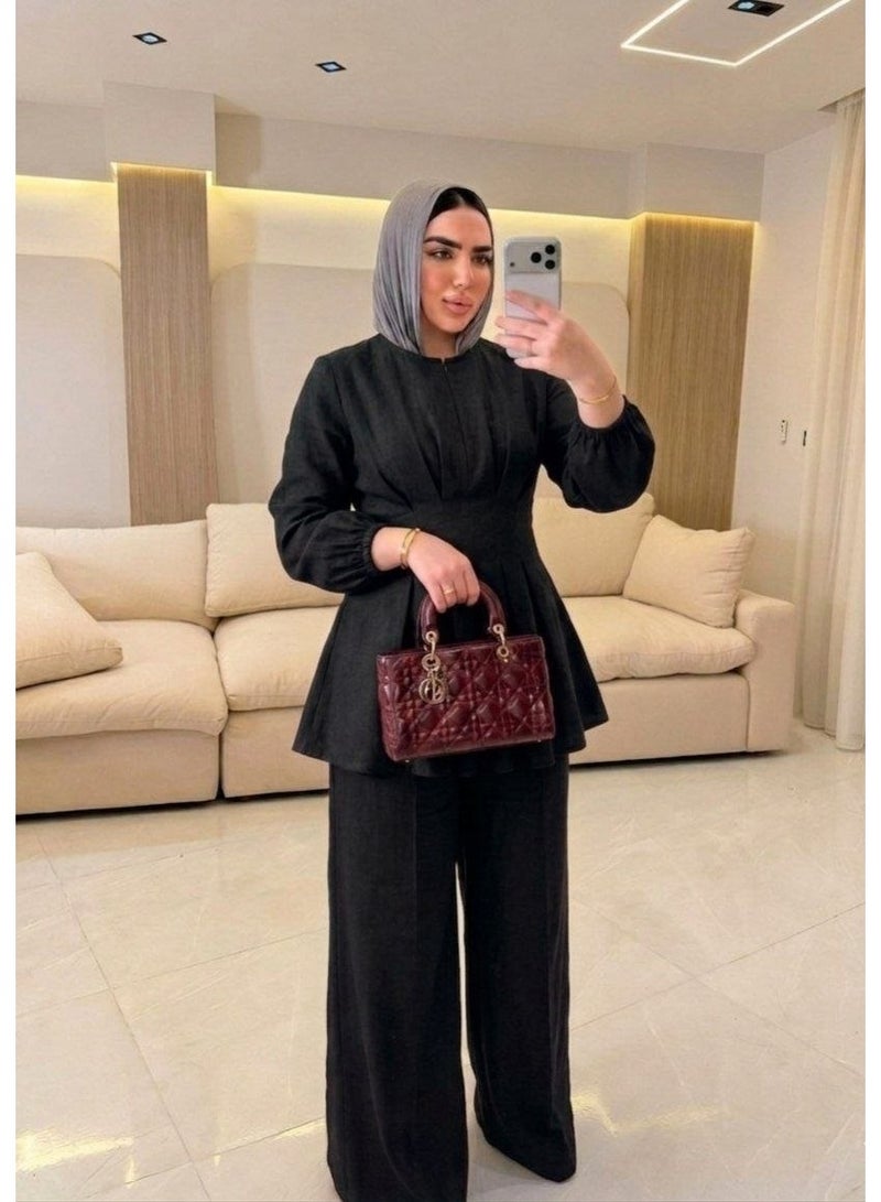 طقم سوت حريمي قطعتين كاجوال شيك  بلوزة ڤرونس بحركات مميزة + بنطلون وايد ليج  كتان فرنساوي معالج مستورد عالي الجودة  مقاس مناسب 70 كجم – كود 214 باللون الاسود - Image 2