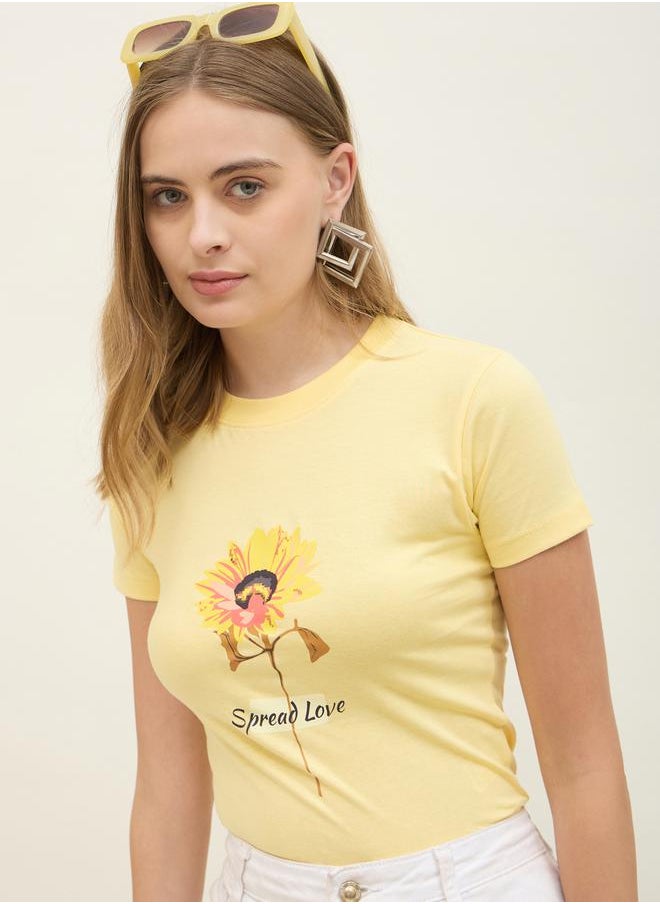 Styli Graphic Print Short Sleeve Fitted T-Shirt  - Image 4