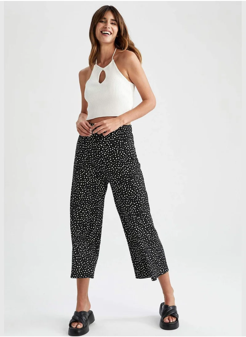 ديفاكتو Regular Fit Leopard Print Crop Culottes