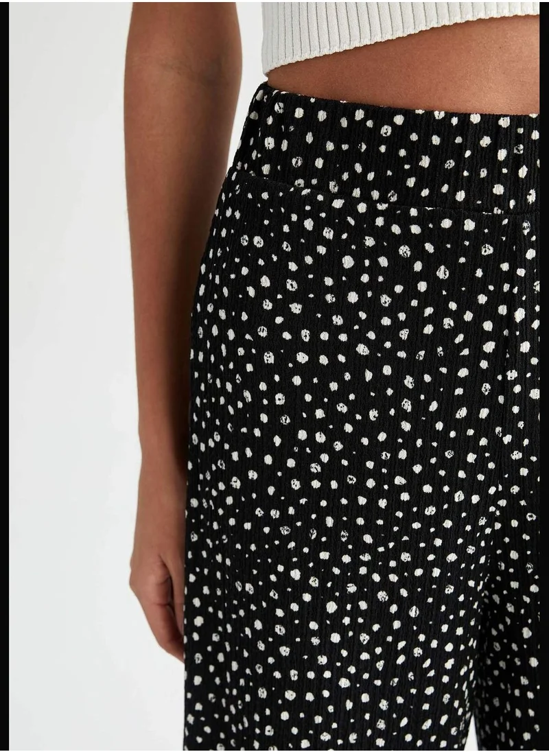 ديفاكتو Regular Fit Leopard Print Crop Culottes