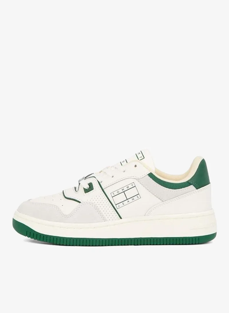 تومي جينز سنيكرز كلاسيك برباط وبتصميم منخفض