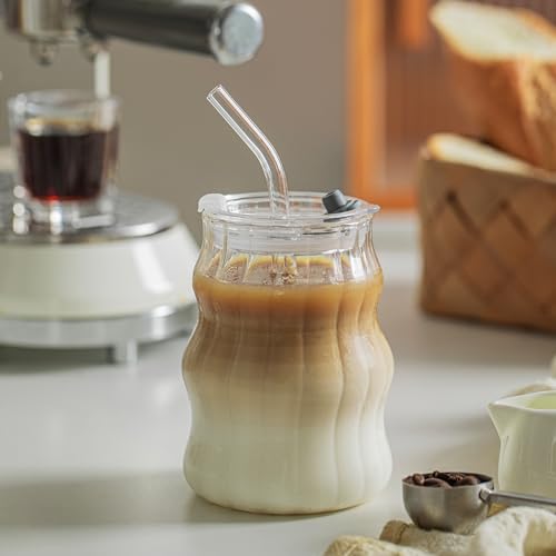 KEMORELA Ribbed Glass Cups with Lids and Straws – Unique Glasses for Iced Coffee, 18oz Vintage Design, Ideal Wavy Coffee Cups with Straws, Bubble Glass Aesthetic, Clear Ribbed Glasses - Image 3
